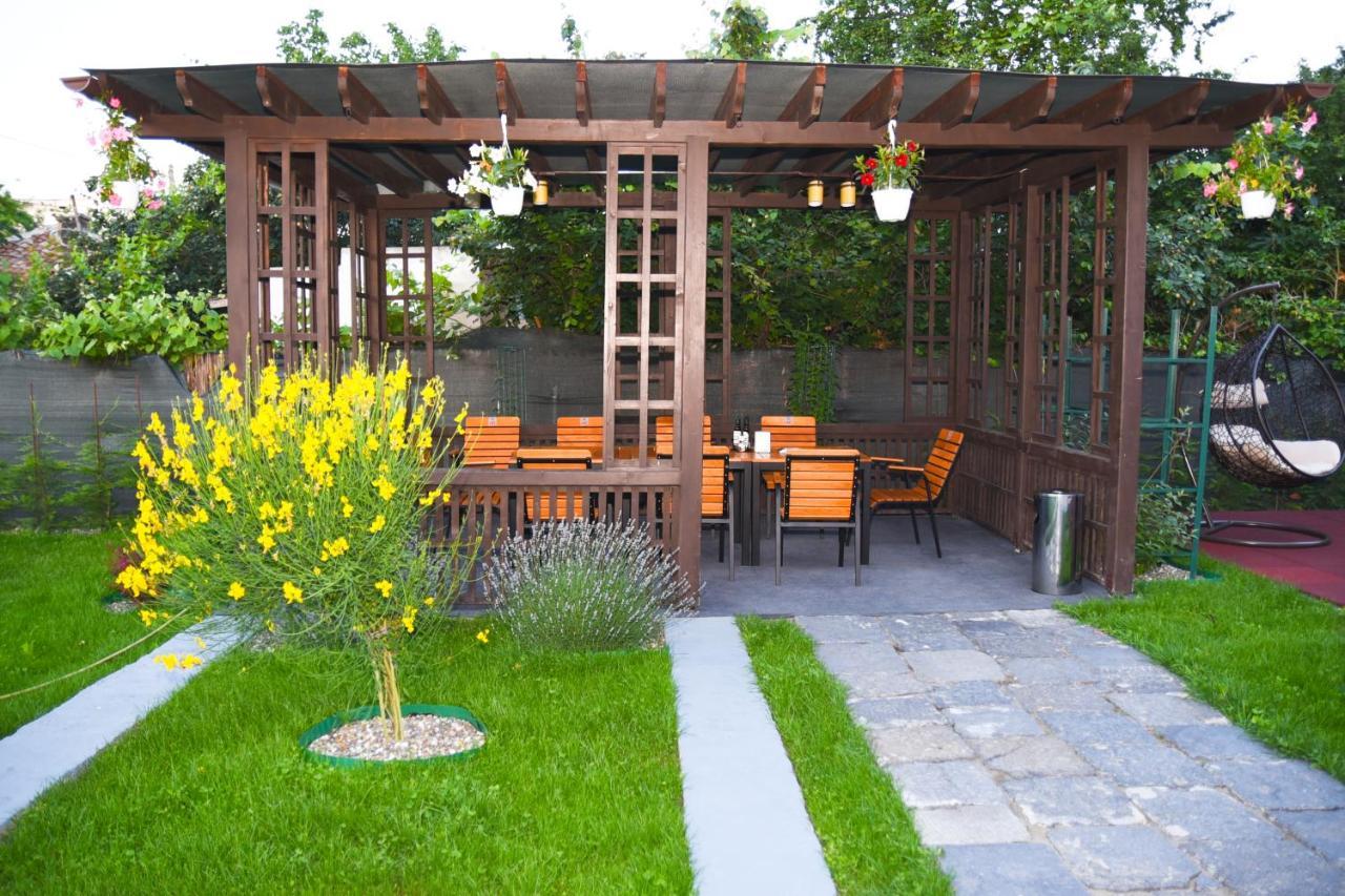 Delta Est Hotel&restaurant 3*